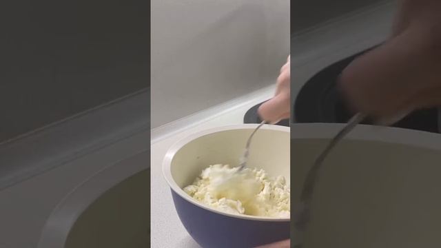 Простой рецепт шикарного чизкейка 🍰 смотреть онлайн