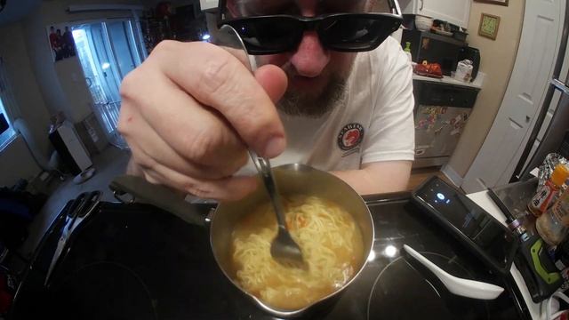 Yamamoto Tanuki Oyaji Tonkotsu Ramen - Instant Noodle Recipe Time - EP 562 смотреть онлайн