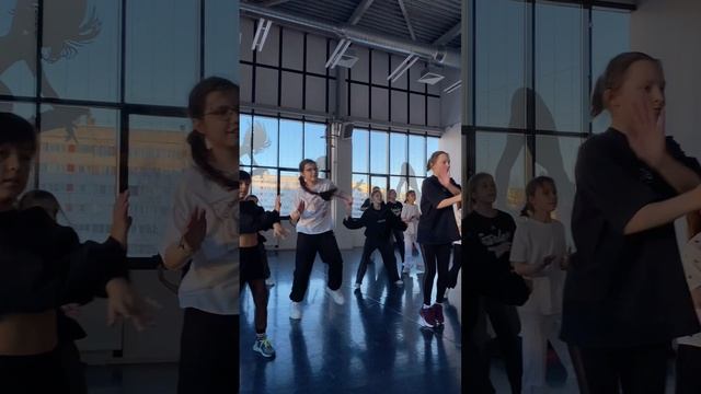 МК по Vogue с Денисом Сергеевичем в рамках зимнего интенсива студии АС #vogue #студияаннысеровой