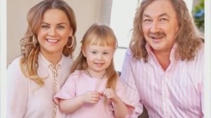 Юлия Проскурякова, молодая супруга знаменитого композитора Игоря Николаева