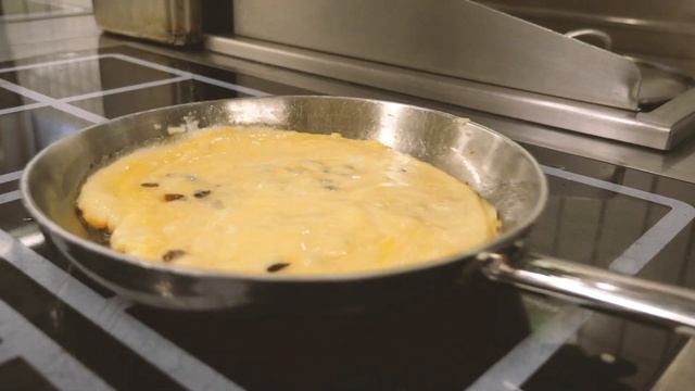 Tiroler Kaiserschmarrn - Kochen mit Alexander Fankhauser смотреть онлайн
