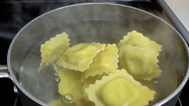 BAKED RAVIOLI | recipe easy week night dinner смотреть онлайн