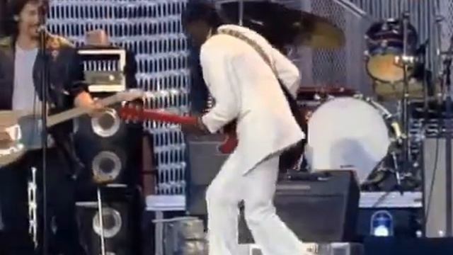 Chuck Berry With Bruce Springsteen - The E Street Band - Johnny B Goode смотреть онлайн