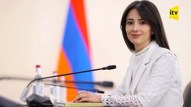 Ani Badalyanla Zaxarova arasında gərginlik - Ermənistan XİN sözçüsü Zaxarovanı hoqqabaz adlandırdı смотреть онлайн