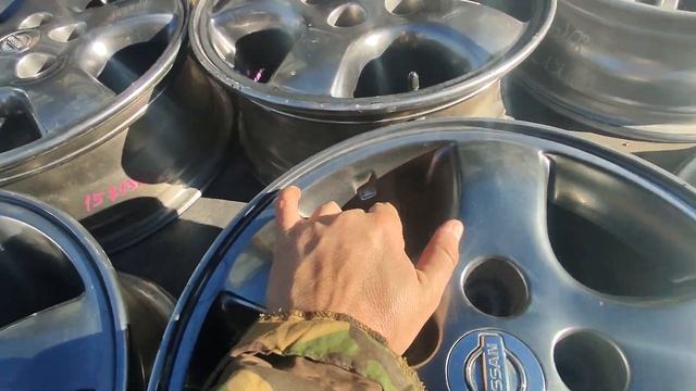 Литые диски из Японии 15 5x114.3 6J ET45 DIA64.1 смотреть онлайн