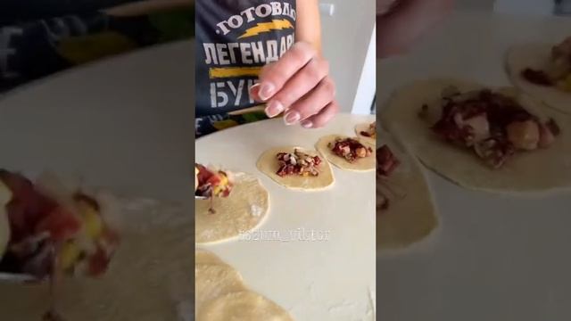 Манты с Қазы 🤤Конина мякоть Қазы И ГЛАВНЫЙ СЕКРЕТНЫЙ ИНГРЕДИЕНТ 🤫Внутренний жир от Қарта 💥💣😎 смотреть онлайн