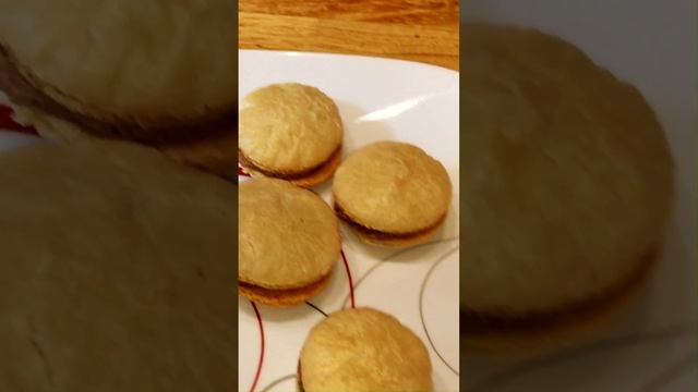 Macarons with Coconut Filling🥰#shorts #food #cake #baking смотреть онлайн