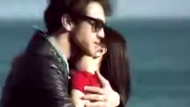 Aras Bulut Iynemli Chile