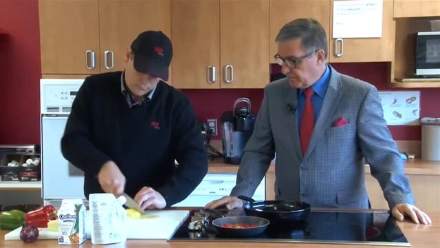 Chronique IGA : Suprême de volaille au brie et pommes, jeudi 24 août 2017 смотреть онлайн