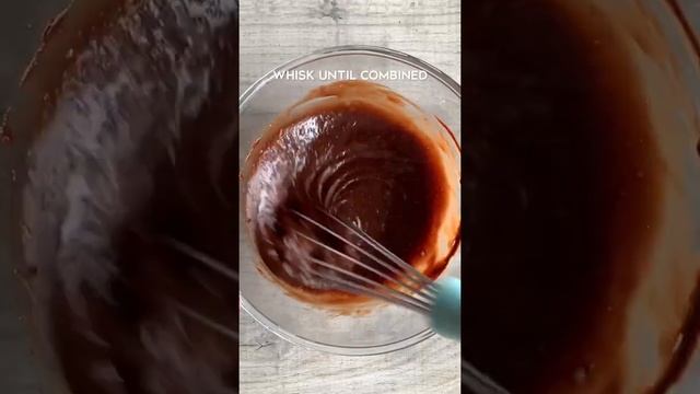 MAGNUM MELT IN THE MIDDLE SOUFFLÉ 😍 #shorts #easyrecipes #fit #magnum #chocolate смотреть онлайн