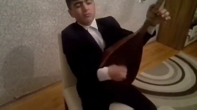 Eli Zauroglu Qobustanli - Turkun bayragi смотреть онлайн