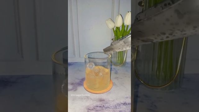 COCO PEACH LEMONADE #shorts #shortvideo #shortsfeed #shortfund #drinkrecipes #shortsviral #drink смотреть онлайн