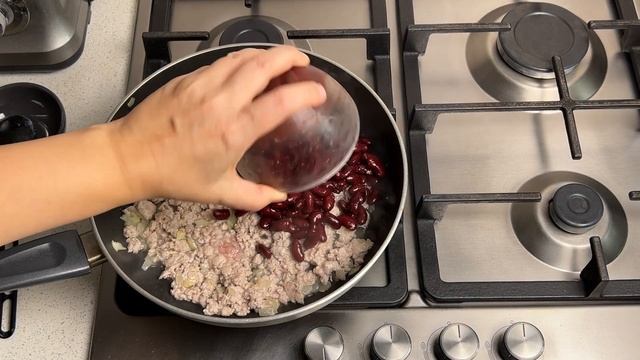 КАК ПРИГОТОВИТЬ МЕКСИКАНСКУЮ ЭНЧИЛАДУ С ФАРШЕМ? Вкусная, с говядиной, с сыром, в духовке, на ужин смотреть онлайн