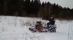 Мотоблок на гусеницах Крутец с адаптером по рыхлому снегу