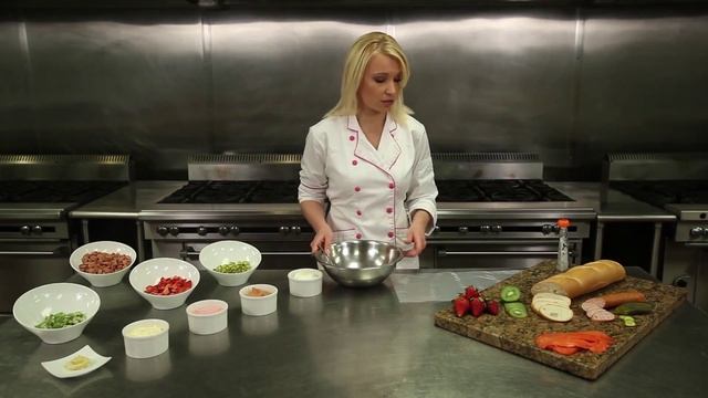 Nelli's Famous Blends: How to Make a Traditional Russian Canape смотреть онлайн