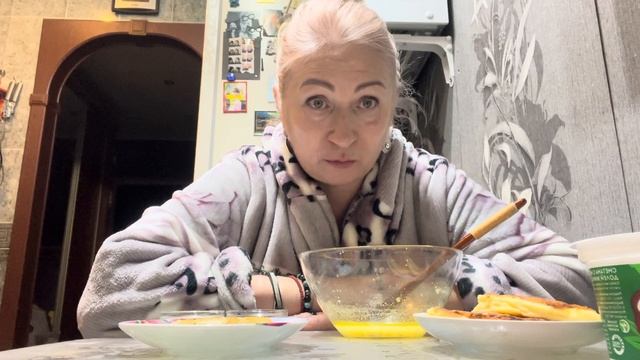 Ужин! Супчик с плавленым сырком, дамплинги и сырники! смотреть онлайн