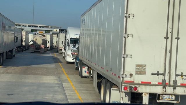 Тракстопы в штате Техас | Муж и жена в дальнобое по США | Работа на фуре в США смотреть онлайн