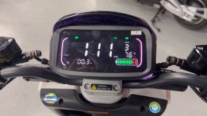 ЭЛЕКТРОСКУТЕР ROCKWILD 5500 БЫСТРЫЙ КАК ПУЛЯ. РАЗГОНЯЕТСЯ до 125 КМ/Ч. ЗАРЯЖАЕТСЯ ЗА 6 ЧАСОВ!