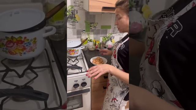 Безумный Паша и Иришка#shorts смотреть онлайн