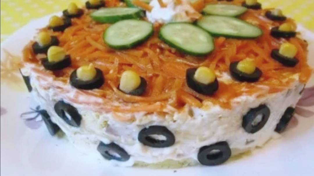 Невероятно вкусный салат "Аппетитный", рецепт послойного салата смотреть онлайн