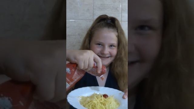 #ешьте макароны, живите дольше#Shorts#eat pasta, live longer# смотреть онлайн
