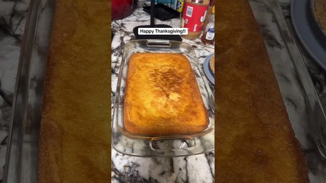 Oxtails in gravy, yams, cabbage, broccoli cheese and rice casserole, and cornbread. смотреть онлайн