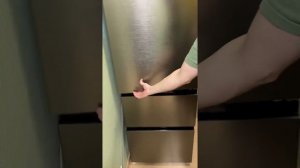 Обзора на Холодильник  Eigen Stark-RF31 серебристый