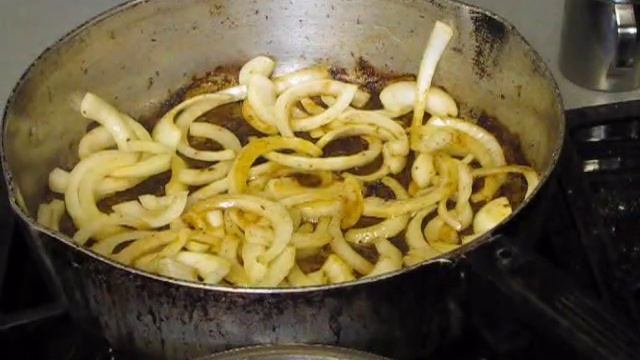 Cajun smothered round steak смотреть онлайн