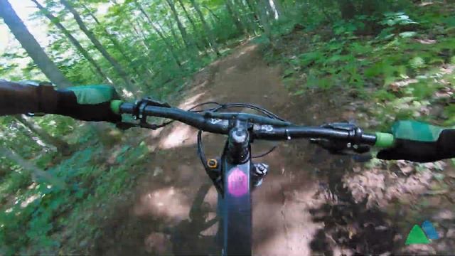 Rough day at E47 Lac Delage // Quebec Singletrack Experience 05 // Stage 3 смотреть онлайн