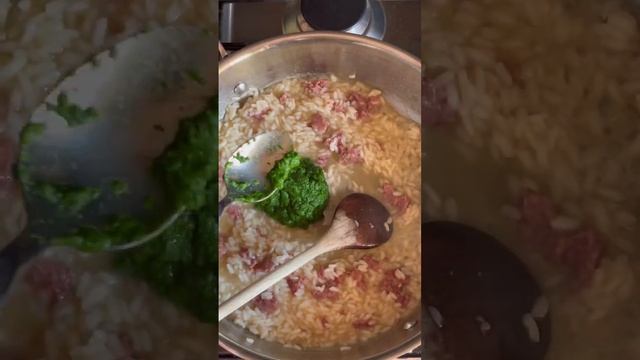 SICILIANI CREATIVI - Risotto al cotechino e cime di rapa per i menu natalizi #shorts смотреть онлайн