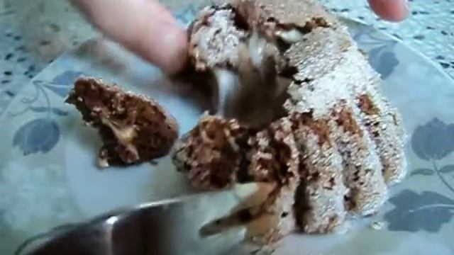 Moelleux with a white praline filling смотреть онлайн