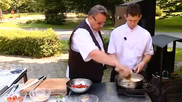 17. Jahodové knedlíky Jak šmakuje Moravskoslezsko? смотреть онлайн