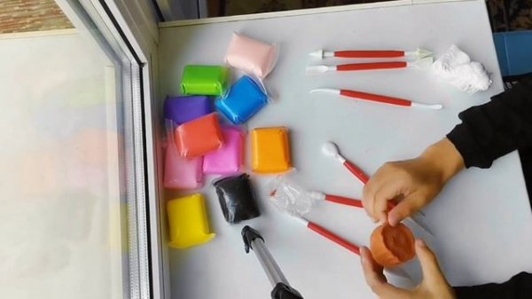как слепить кекс из ваздушнава пластилина