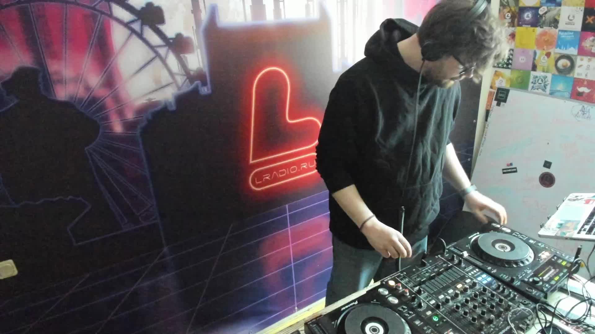 Живые игры 09.01.25 смотреть онлайн