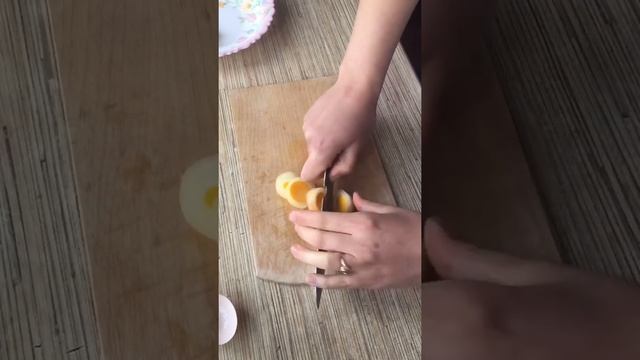 Необычная яичница на завтрак 🍳 смотреть онлайн