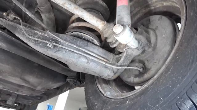 Inspection & Update On All Projects - 1983 BMW E30 320i 5-speed - Project Marbais Part 2 смотреть онлайн