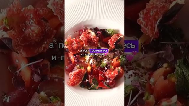 САМЫЙ ДОРОГОЙ САЛАТ В ПИТЕРЕ #обзореды #рек #гдепоесть #ресторан #питер #shorts #салат #десерт смотреть онлайн