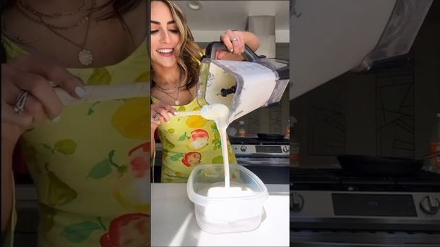 High Protein Cottage Cheese Ice Cream 🍨🎂 -so satisfying!! #recipe #healthyrecipes #shorts смотреть онлайн