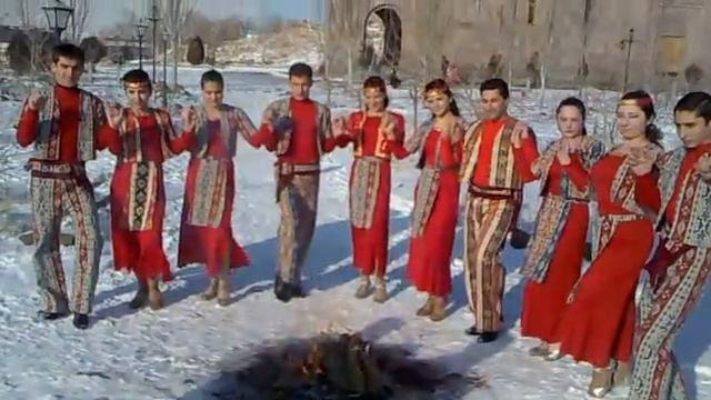 Bari Axorjak amsagri nkarahanumneri jamanak KADRIC DURS смотреть онлайн