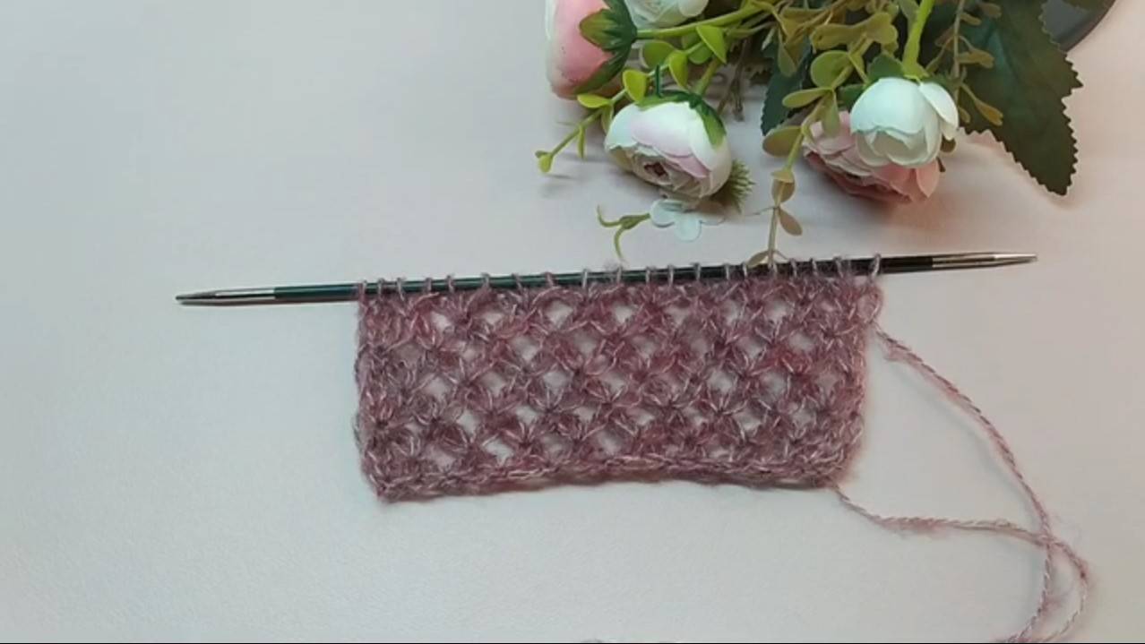 Простой ажурный узор спицами. Легкий ажур для свитеров-паутинок из мохера. Ажурн смотреть онлайн