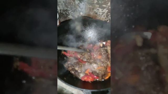 Рёбрышки с макаронами смотреть онлайн