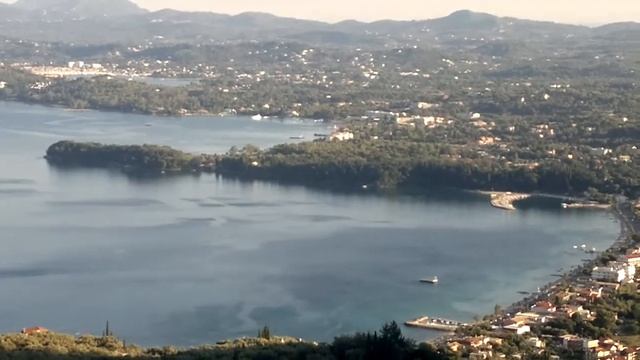 Таверна Агнанти на Корфу: прекрасные виды на Центральную и Южную части острова Корфу смотреть онлайн