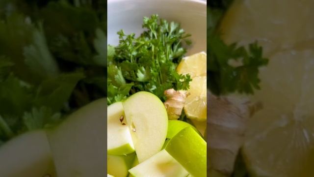 Weight loss green juice #satisfying #weightloss #greenjuice #shorts смотреть онлайн