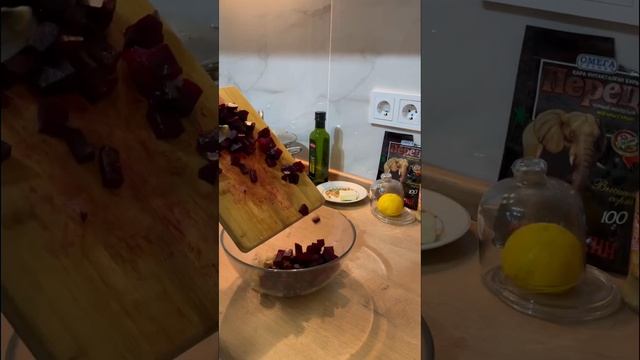 Қызылшадан салат #салатрецепт #салат #еңоңай #легкийрецепт #свекла #жаңажыл смотреть онлайн