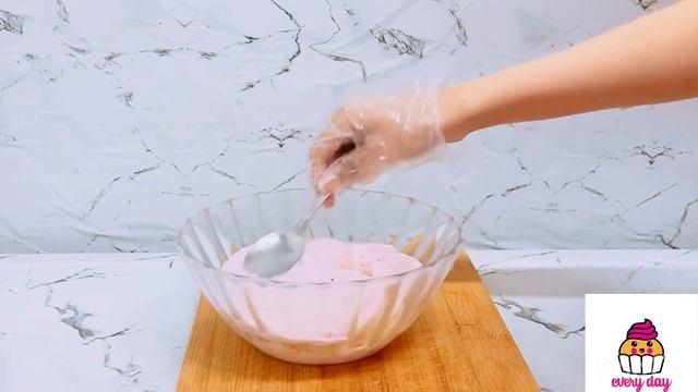 ترايفل الفراولة 😍😍 strawberry trifle 😍😍 смотреть онлайн