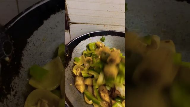 Easy dinner roti and Shimla mirch ki sbji #trending @bharatzkitchenHINDI #yutubeshorts смотреть онлайн