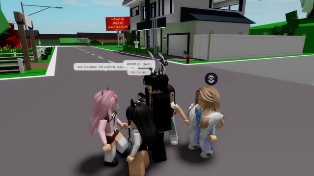 SLENDER ERKEK OLUP KIZLARI TROLLEDİM 🤣Kavga Çıktı (Roblox Brookhaven Rp) смотреть онлайн