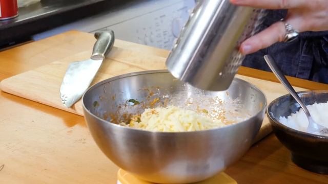 Золотой стол