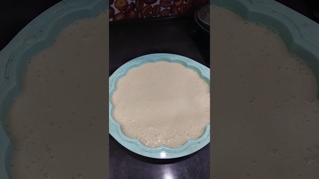 2 часть приготовления кекса на молоке. смотреть онлайн