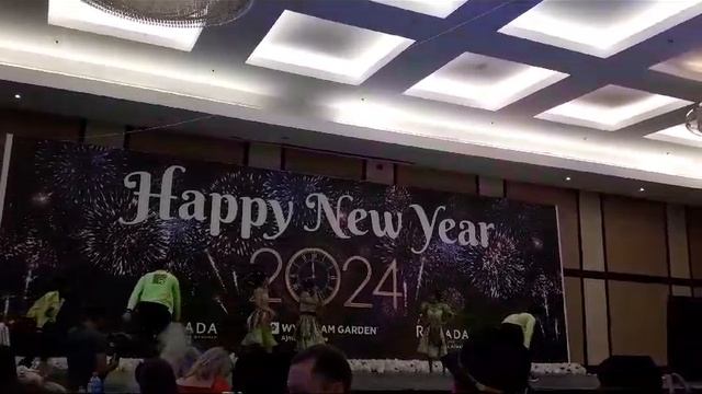 Куда поехать отдыхать на море зимой. Арабские Эмираты -солнце, море, песчаные пляжи, вкусная еда. смотреть онлайн